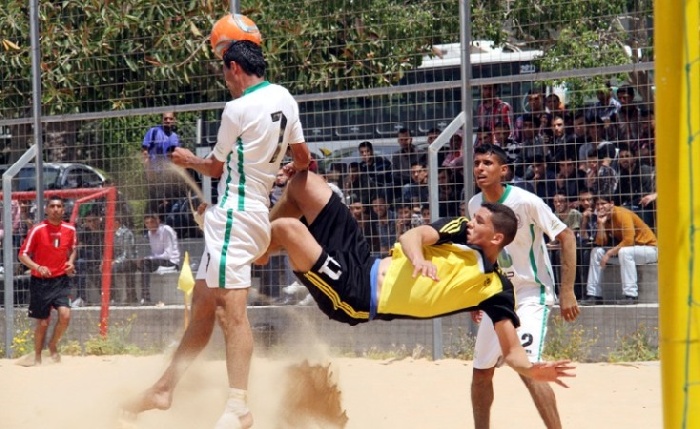 الصواف وأبو مصطفى يحصلان على الشارة الدولية