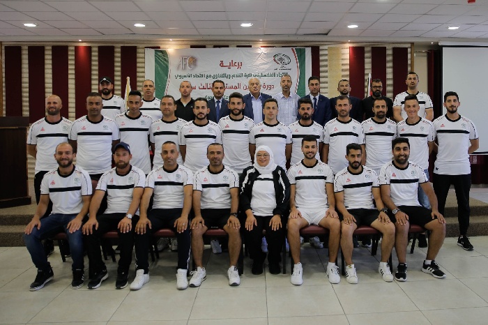 الرجوب يؤكد أن المدرب هو المفصل الأهم في تطوير الرياضة