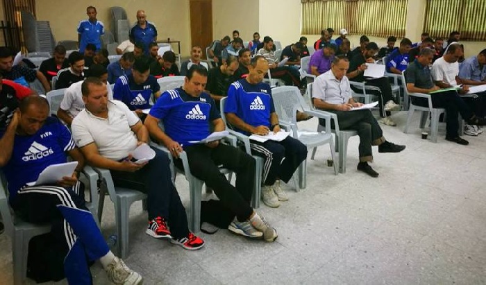 اتحاد كرة القدم يعقد عددا من الدورات الدولية للحكام