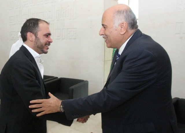 الأمير علي بن الحسين يهنئ اللوا الرجوب بإعادة انتخابه رئيسا لاتحاد الكرة الفلسطيني