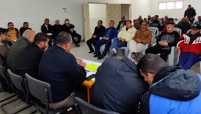 الزعيم يجتمع مع جمعيته العمومية ويحدد موعد انتخاباته