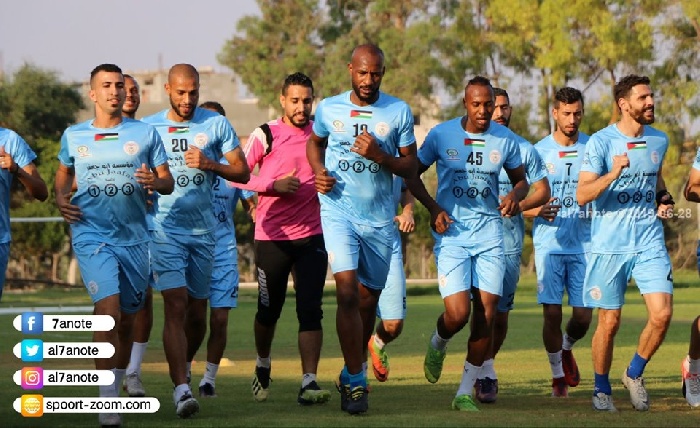 صور  بلاطة يتدرب ويحل أزمة حراسة المرمى