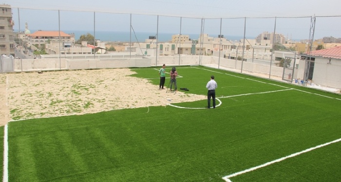  ملعب الصداقة  المعشب يشارف على الانتها