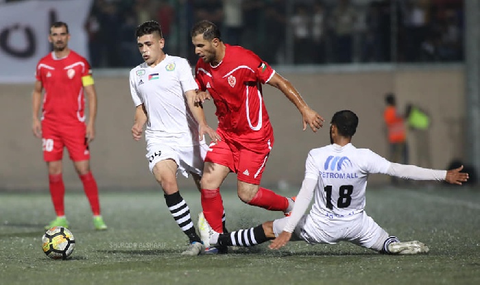 قطبا الخليل  انتصارات متتالية وأهداف ونقاط متساوية