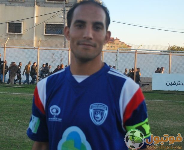 التلمس  البحرية  يسير على الطريق الصحيح