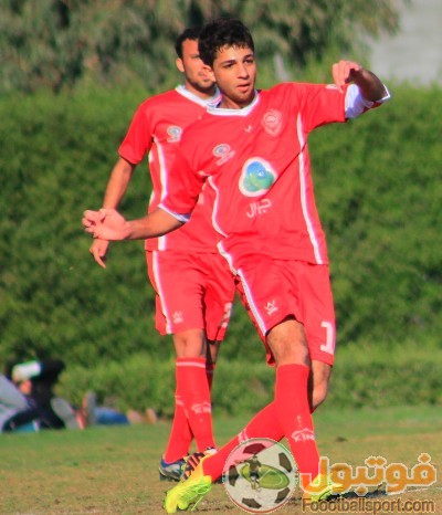 طينة يطالب ناديه بمنحه كتاب الاستغنا والعميد يرد