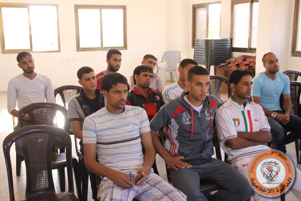 ادارة الطواحين تعقد اجتماعا مع فريق كرة القدم الاول