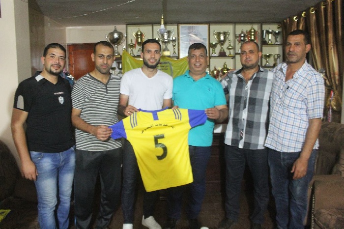 خدمات النصيرات يواصل صفقاته