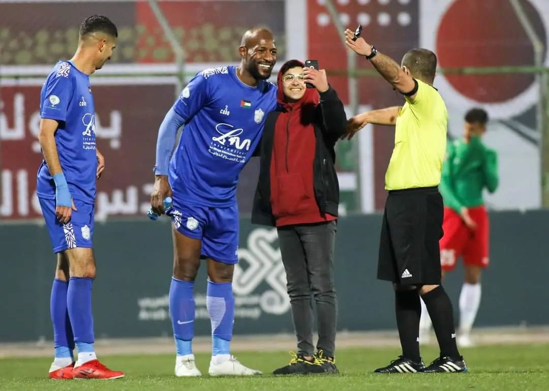 القصة  صورة تلفت الأنظار في بطولة القدس والكرامة