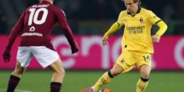 الدوري الإيطالي: ميلان يهزم تورينو ويزاحم نابولي على الصدارة