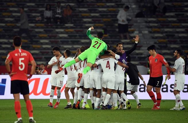 فيديو  قطر والامارات يتواعدان في نصف نهائي كأس سيا